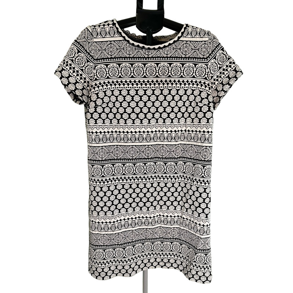 LOFT BLACK AND OFF-WHITE MINI DRESS WITH ZIP BACK